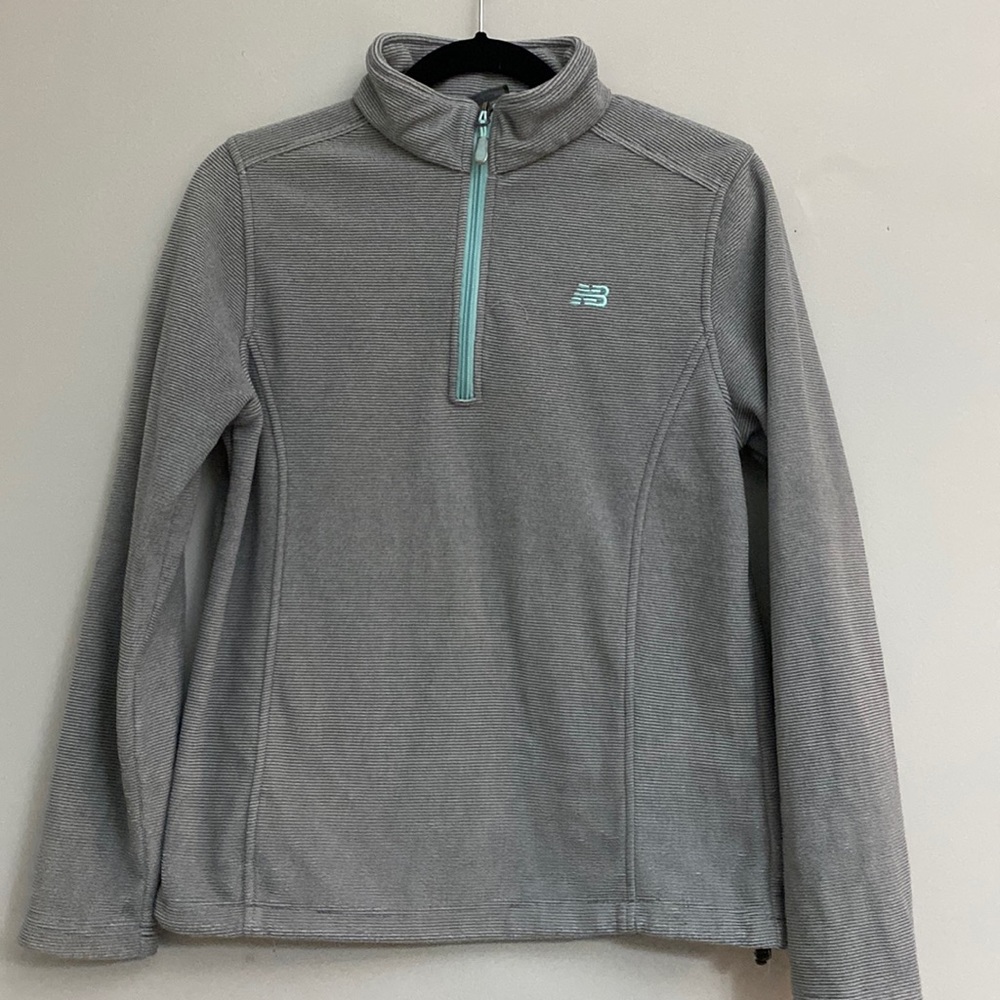 New Balance womens gray 1/4 zip pullover size M
